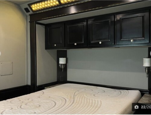2017 NRC Triple Slide 2 Bath Cascadia, 600 HP Cummins, 115K Miles, Available Today - Image 11